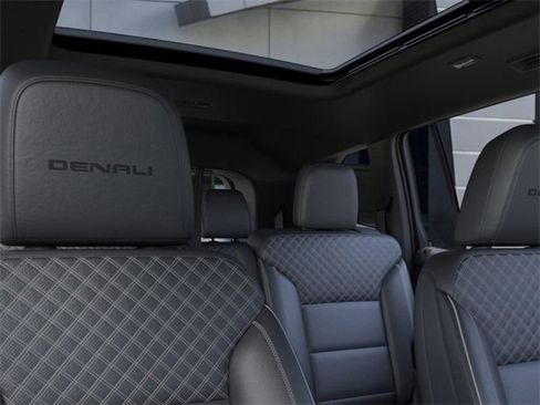 New 2026 GMC Acadia Denali w/ Super Cruise Package image 24