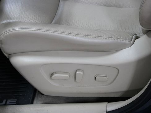 Used 2015 Nissan Rogue SL w/ SL Premium Package FWD image 33