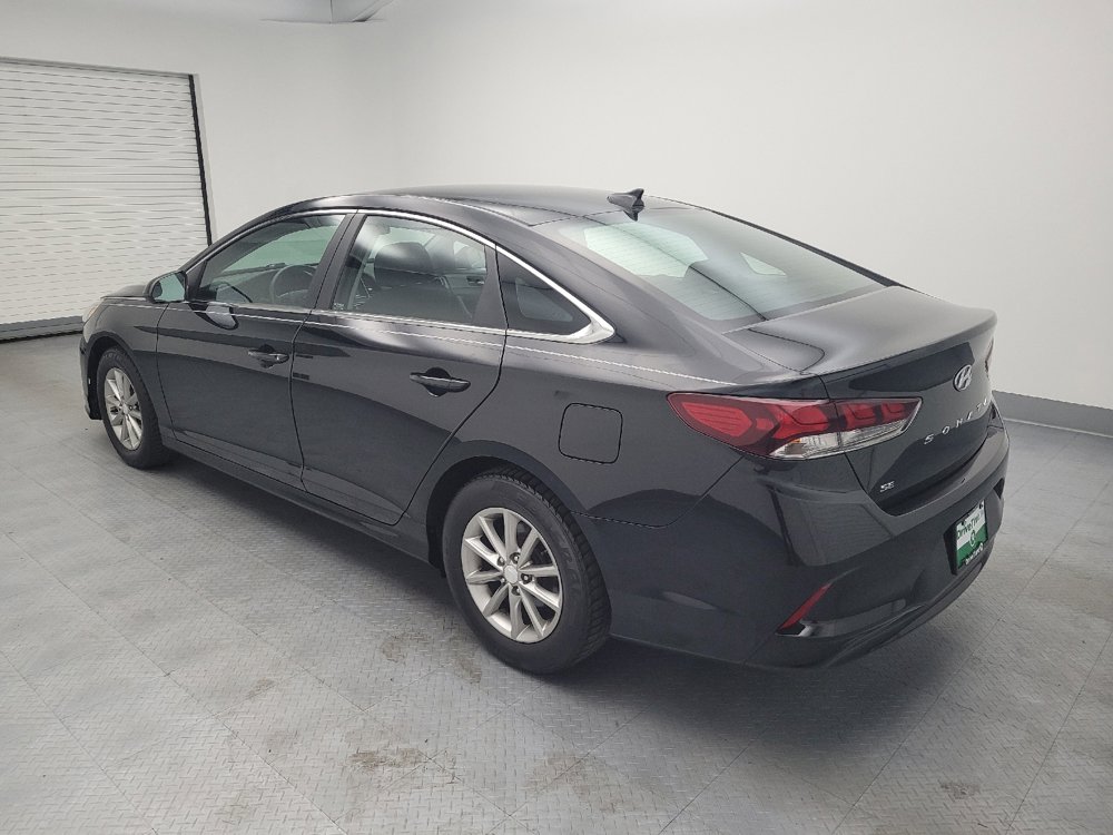 Used 2018 Hyundai Sonata SE w/ Cargo Package FWD image 3