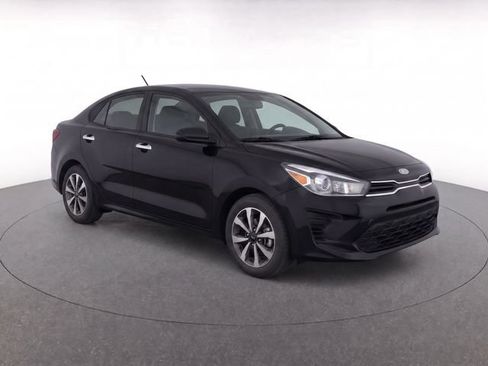 Used 2024 Mitsubishi Mirage ES FWD image 3
