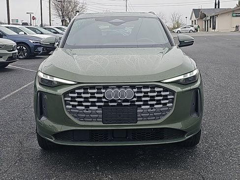 Used 2025 Audi Q5 Premium Plus w/ Premium Plus image 16