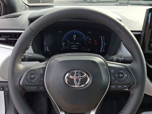 New 2026 Toyota Corolla SE FWD image 18
