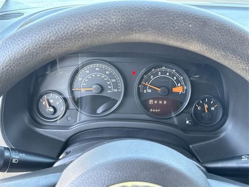 Used 2016 Jeep Compass Sport w/ Power Value Group image 41