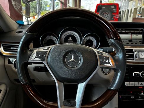 Used 2014 Mercedes-Benz E 350 Sedan w/ Premium 1 Package image 16