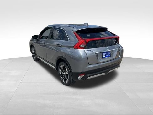 Used 2020 Mitsubishi Eclipse Cross SE FWD image 3
