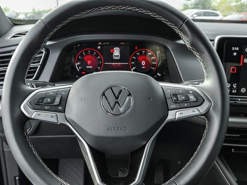 New 2025 Volkswagen Atlas Cross Sport SEL image 25