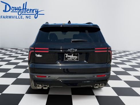 New 2026 Chevrolet Traverse LT w/ Midnight/Sport Edition FWD image 4
