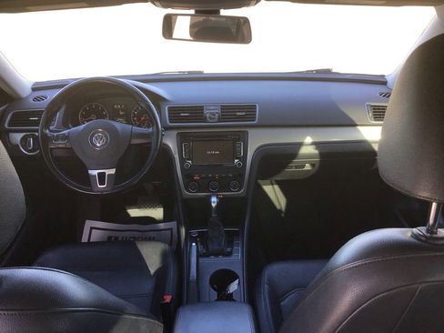 Used 2015 Volkswagen Passat 1.8T Limited Edition image 18