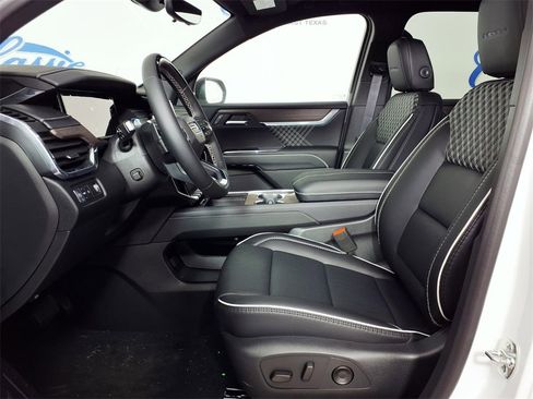 New 2026 GMC Acadia Denali image 7