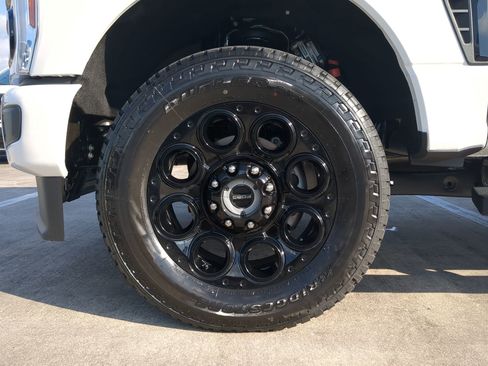 New 2026 Ford F350 Lariat w/ Black Appearance Package image 67