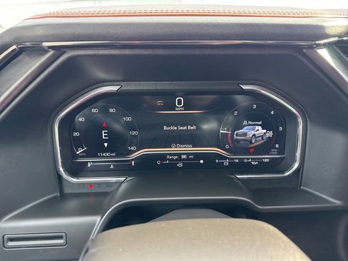 Used 2025 GMC Sierra 1500 AT4 w/ AT4 Premium Package image 27