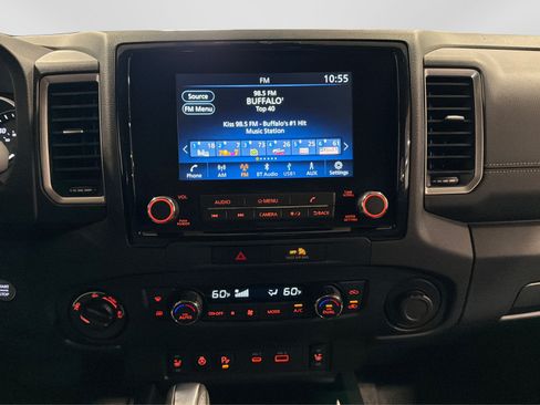 Used 2022 Nissan Frontier SV AWD/4WD image 27