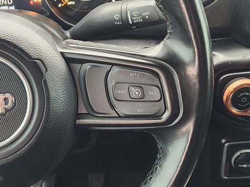 Used 2021 Jeep Gladiator Sport image 28