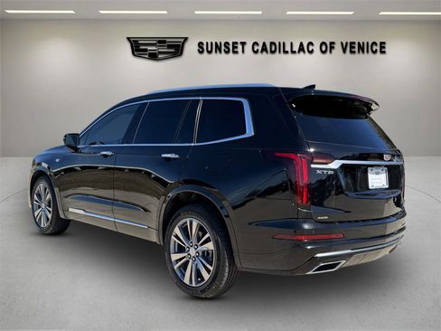 Certified 2024 Cadillac XT6 Premium Luxury w/ Platinum Package image 5