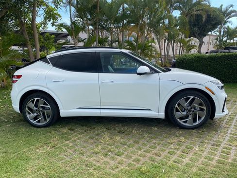 New 2026 Genesis GV60 Advance image 25