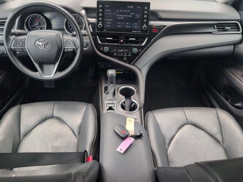 Used 2024 Toyota Camry XLE FWD image 34