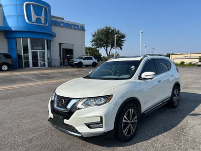 Used 2018 Nissan Rogue SL w/ Premium Package