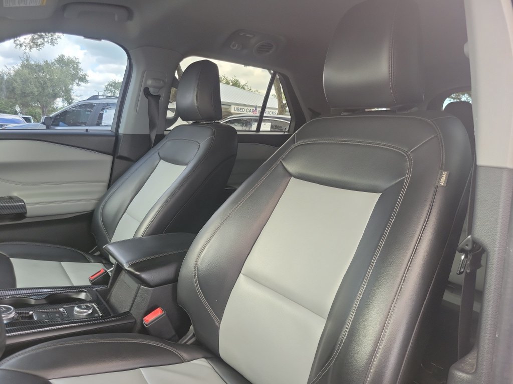 Used 2022 Ford Explorer XLT w/ Equipment Group 202A AWD/4WD image 20