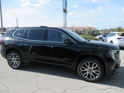 New 2026 GMC Acadia Denali Ultimate FWD image 2