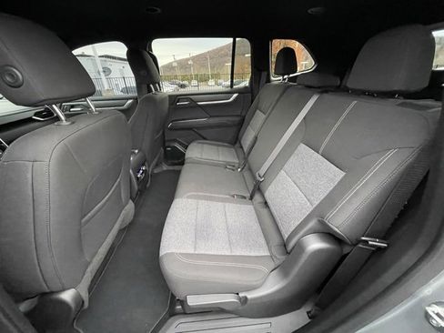 Certified 2025 GMC Acadia Elevation image 4