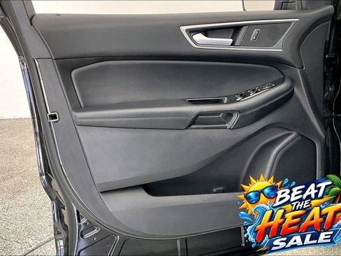 Used 2020 Ford Edge SEL w/ Cold Weather Package AWD/4WD image 22