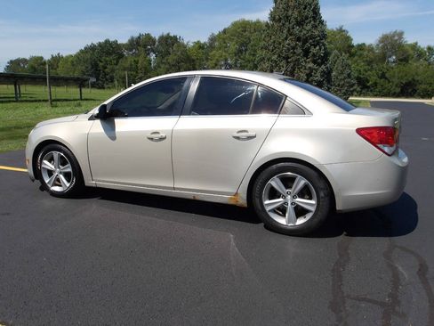 Used 2012 Chevrolet Cruze LT FWD image 11