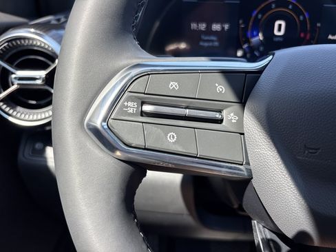 New 2027 Chevrolet Equinox LT w/ Convenience Package II FWD image 25