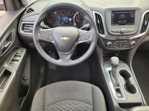 Used 2024 Chevrolet Equinox LT image 12