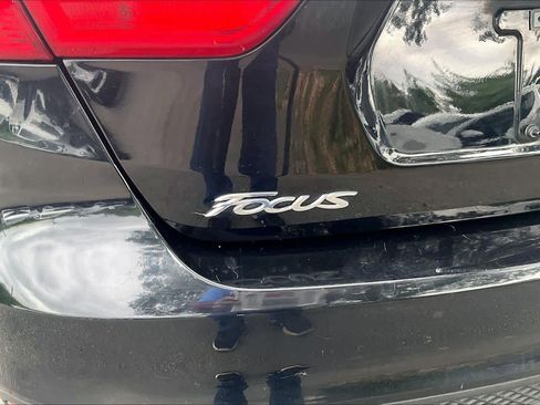 Used 2016 Ford Focus SE image 10