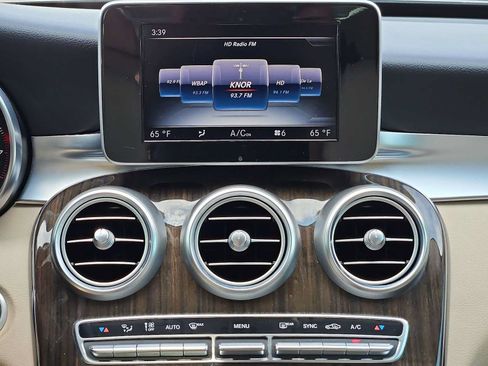Used 2018 Mercedes-Benz C 300 Sedan image 25