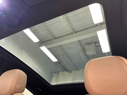 Used 2025 Porsche Cayenne GTS image 39