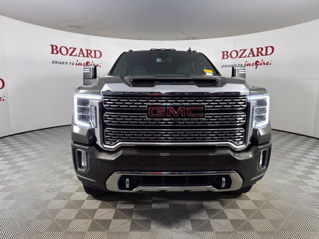 Used 2022 GMC Sierra 3500 Denali AWD/4WD image 2