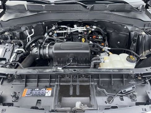 Certified 2022 Ford Explorer XLT AWD/4WD image 34