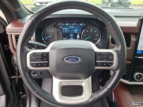 Used 2024 Ford Expedition Limited AWD/4WD image 21