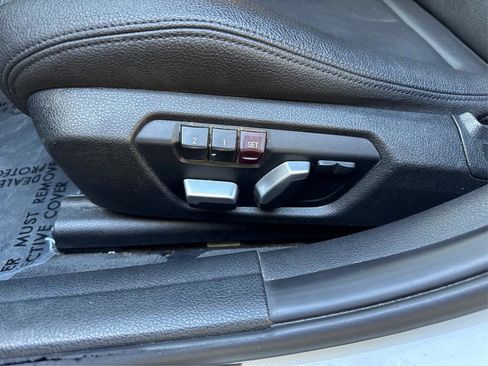 Used 2018 BMW 330i Sedan RWD image 30