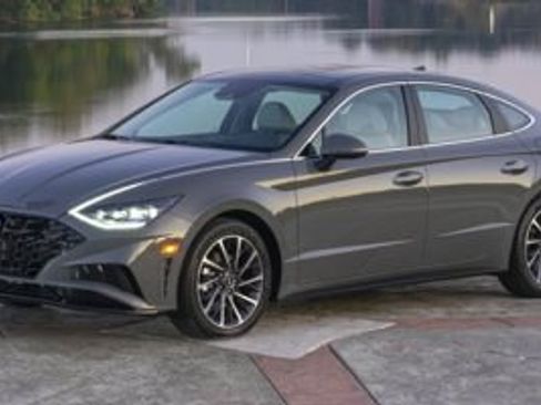 Used 2020 Hyundai Sonata SEL w/ Convenience + Sunroof Package FWD image 1