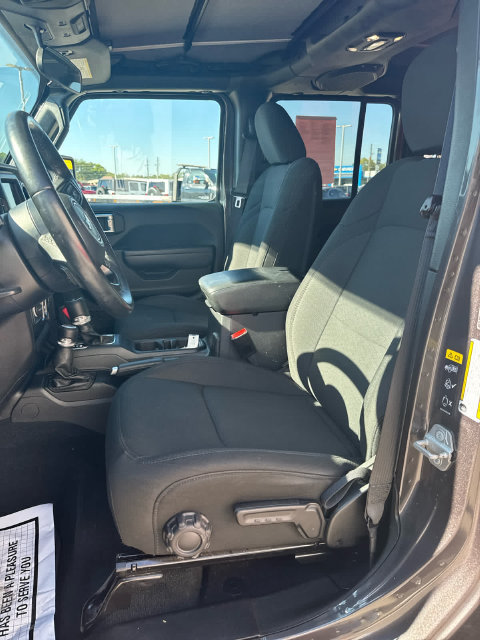 Used 2022 Jeep Wrangler Unlimited Sport AWD/4WD image 20