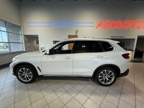 Used 2019 BMW X5 xDrive40i w/ Convenience Package image 4
