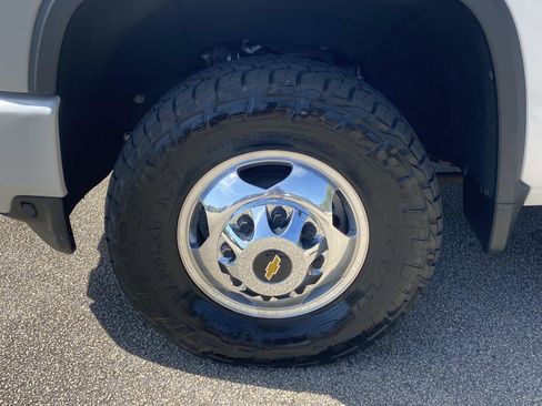Used 2020 Chevrolet Silverado 3500 High Country image 12