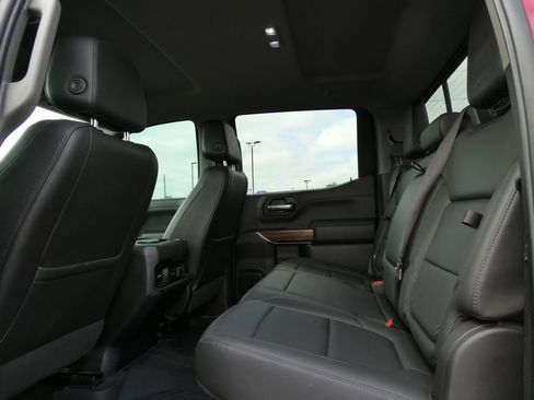 Used 2020 Chevrolet Silverado 1500 LT Trail Boss image 19