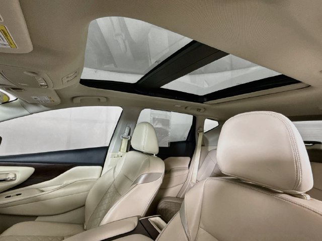 Used 2019 Nissan Murano Platinum AWD/4WD image 24