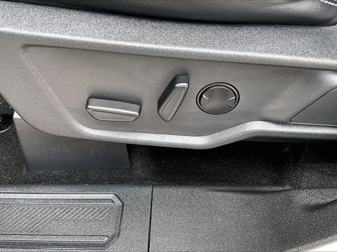 Used 2025 Ford Bronco Outer Banks image 34