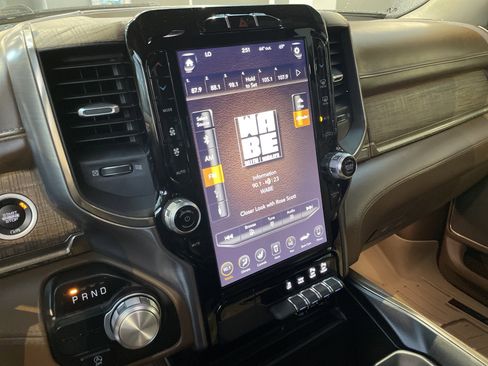 Used 2020 RAM 1500 Limited image 23