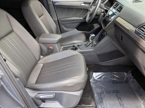 Used 2023 Volkswagen Tiguan SE R-Line AWD/4WD image 21
