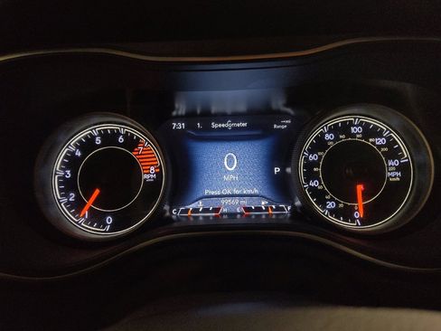 Used 2021 Jeep Cherokee Latitude Lux w/ Comfort/Convenience Group image 23