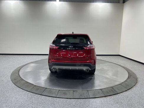 Certified 2024 Ford Edge Titanium AWD/4WD image 8