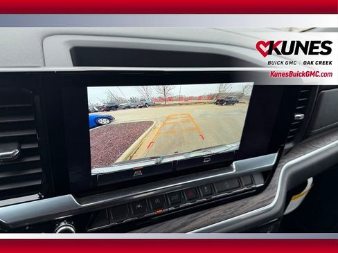 Used 2026 GMC Sierra 1500 SLT w/ SLT Premium Package AWD/4WD image 21