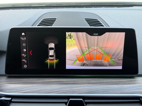 Used 2019 BMW 540i w/ M Sport Package RWD image 28