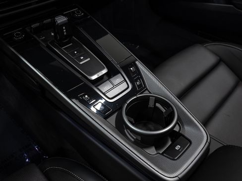 Used 2022 Porsche 911 Carrera image 70