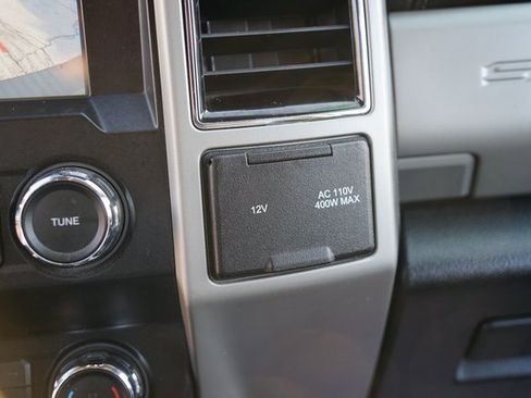 Certified 2019 Ford F250 Lariat w/ Lariat Ultimate Package image 16